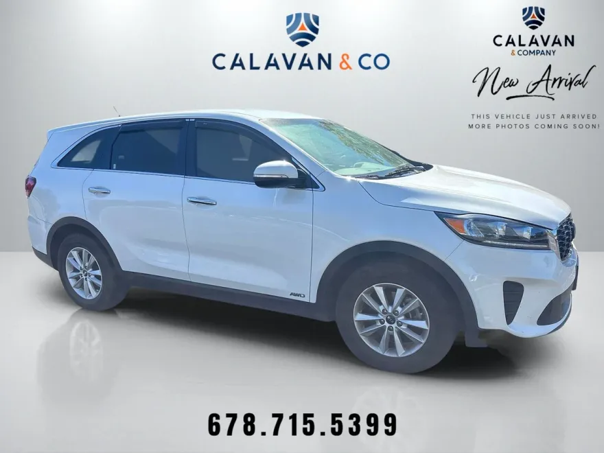2020 Kia Sorento LX photo 1