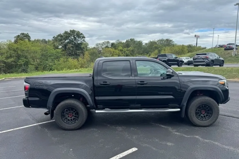 2023 Toyota Tacoma TRD Pro photo 1