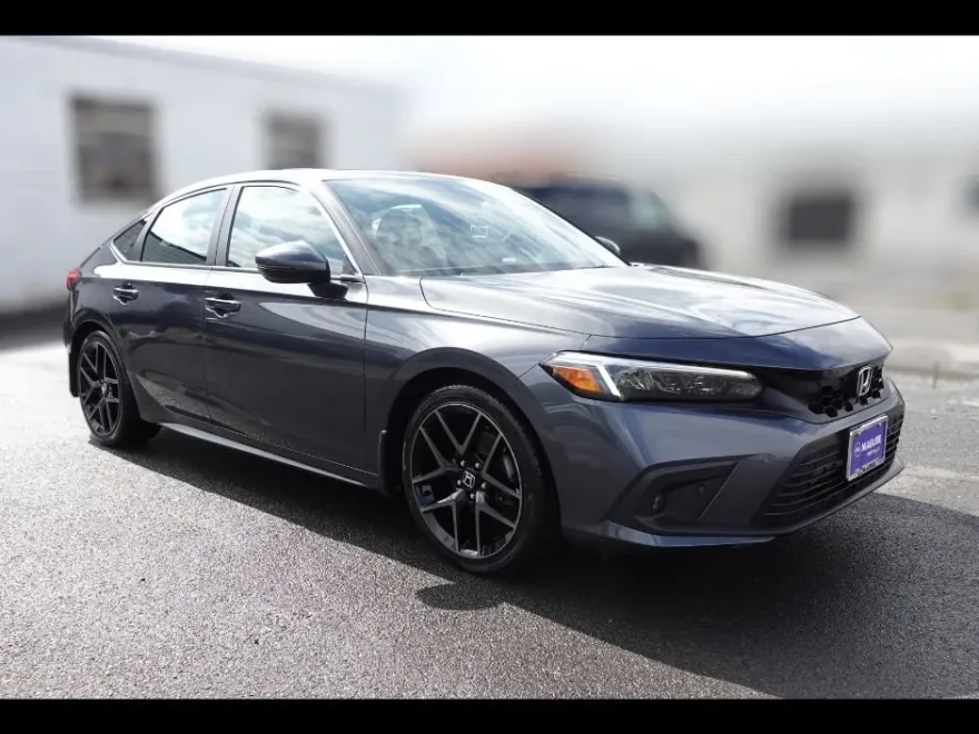 2024 Honda Civic Sport Touring Hatchback photo 1