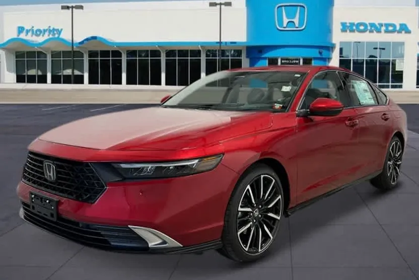 2025 Honda Accord Hybrid Touring photo 1