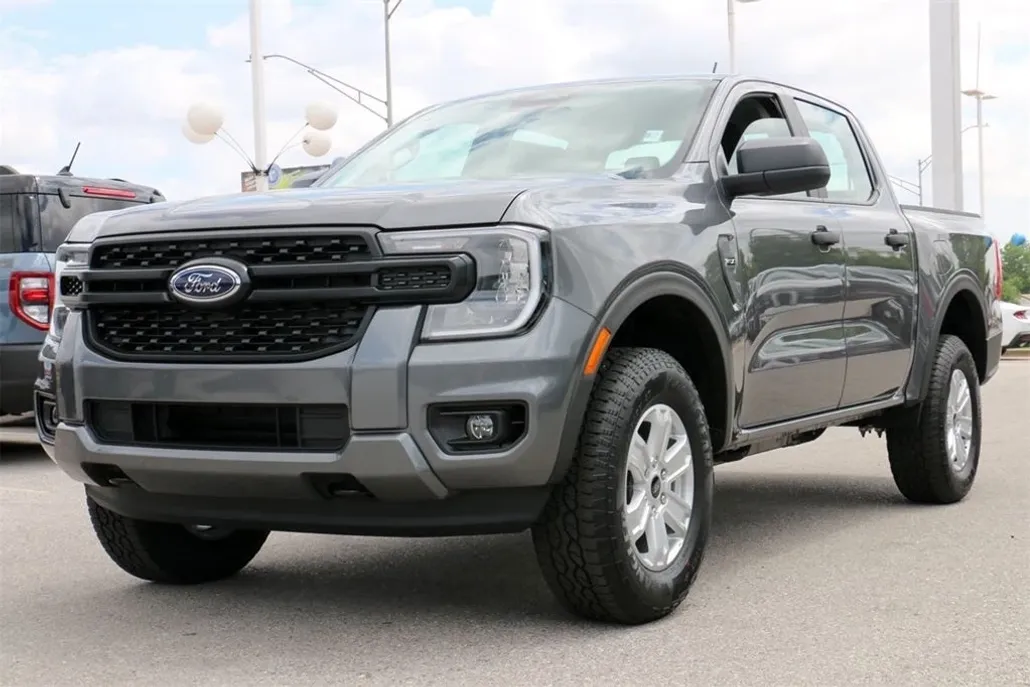 2025 Ford Ranger XL photo 1