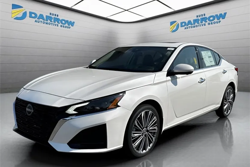 2025 Nissan Altima 2.5 SL photo 1