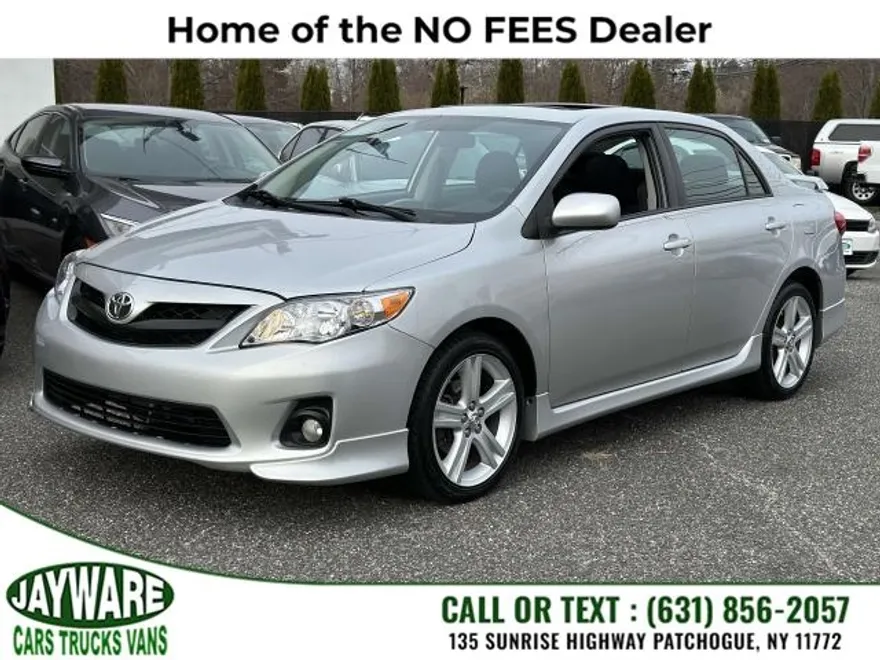 2013 Toyota Corolla S photo 1