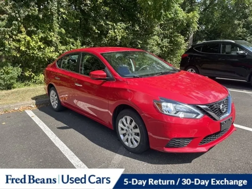 2017 Nissan Sentra SV photo 1