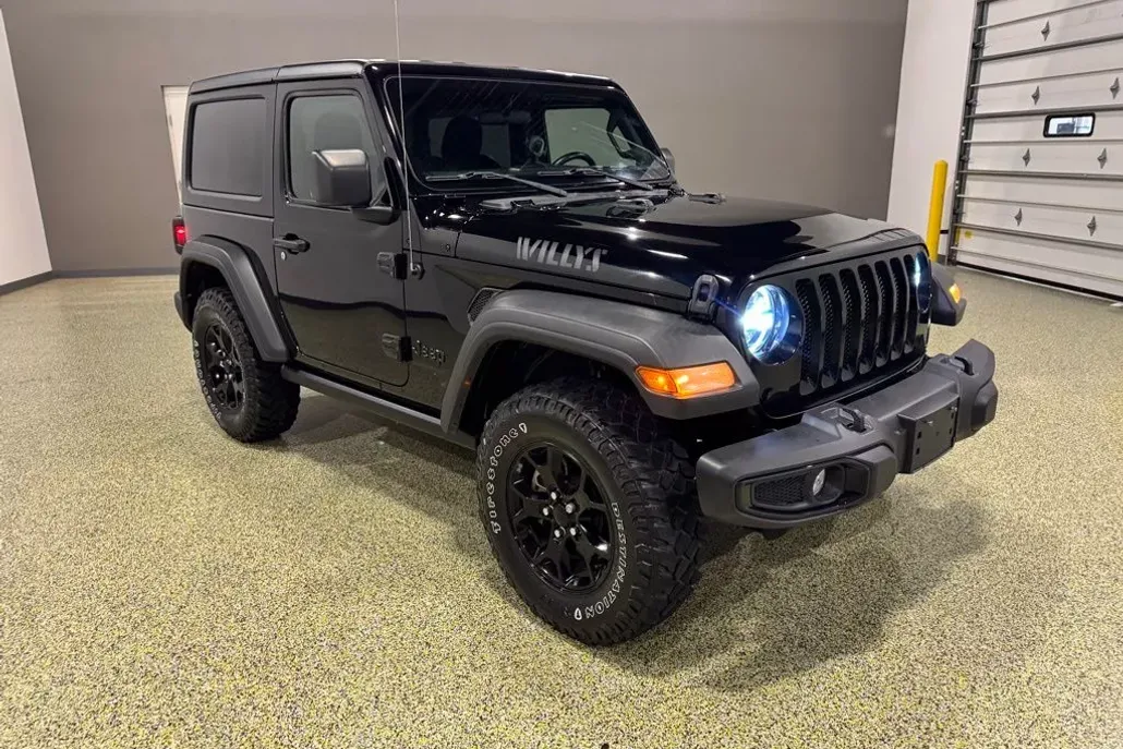 2022 Jeep Wrangler Willys photo 1