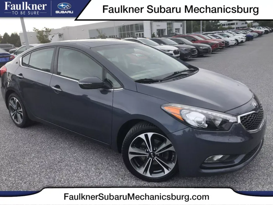 2016 Kia Forte EX photo 1