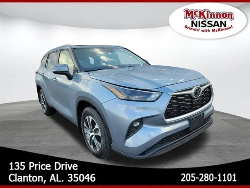 2023 Toyota Highlander XLE photo 1