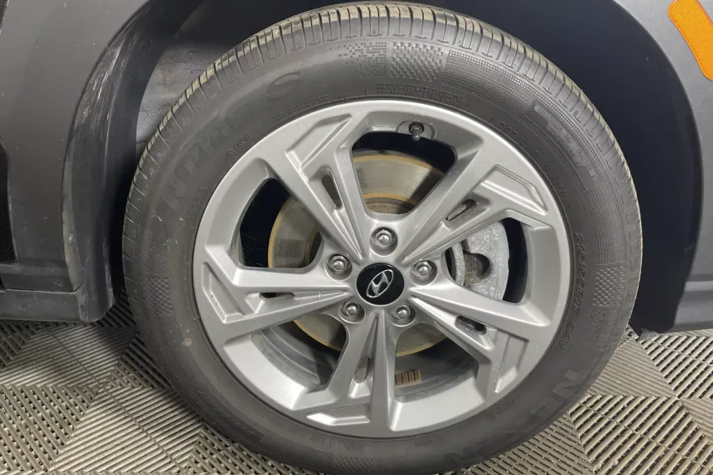 2022 Hyundai Kona SEL photo 1