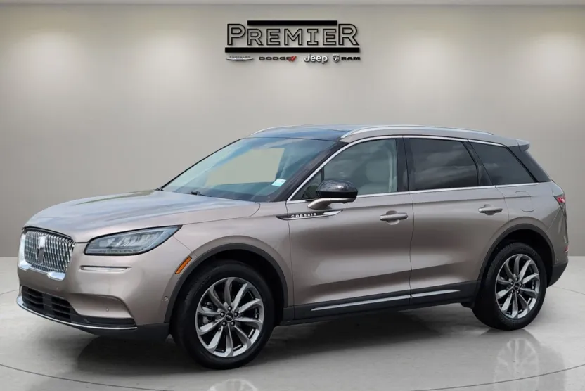 2020 Lincoln Corsair Standard photo 1