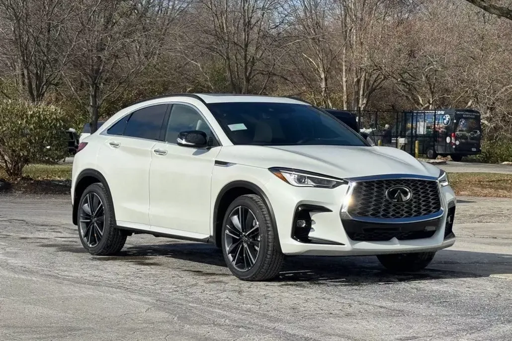 2025 Infiniti QX55 Luxe photo 1