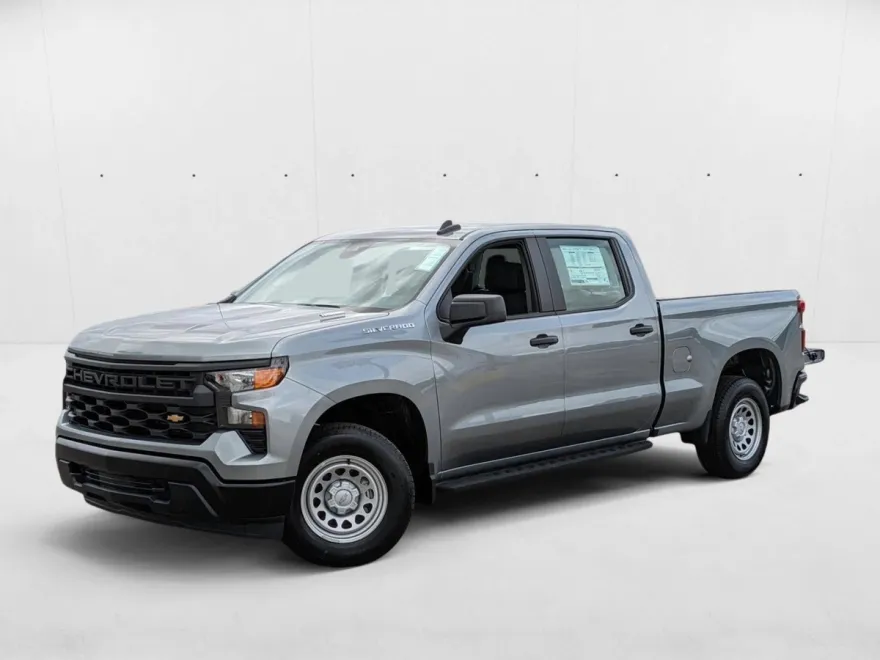 2025 Chevrolet Silverado 1500 photo 1