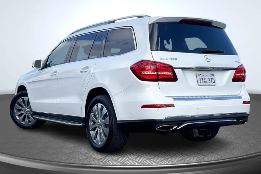 2017 Mercedes Benz GLS 450 4MATIC photo 1