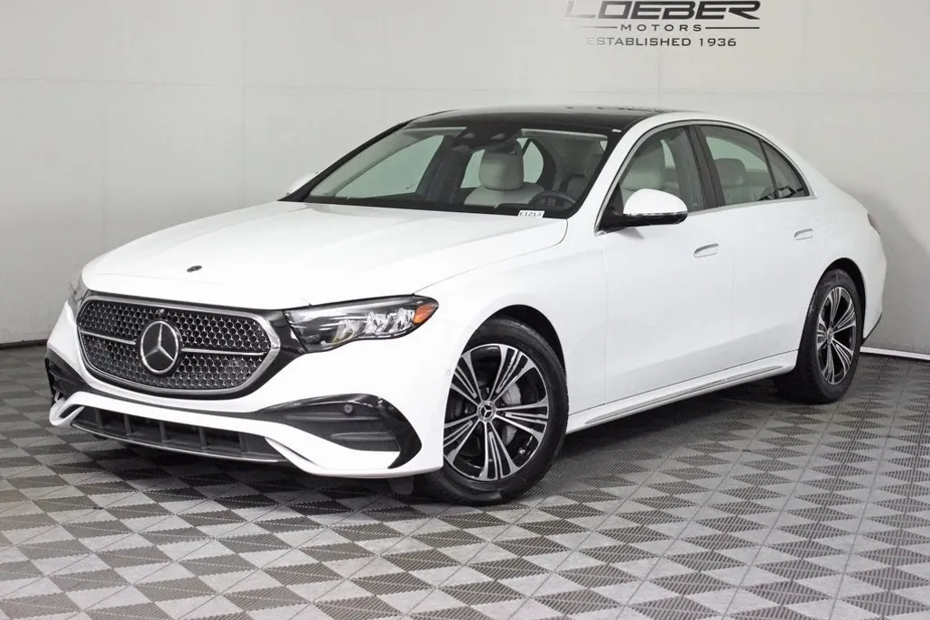 2024 Mercedes Benz E 350 4MATIC photo 1