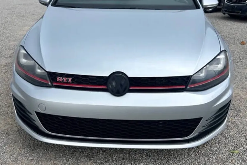 2016 Volkswagen Golf GTI Base SE Autobahn photo 1