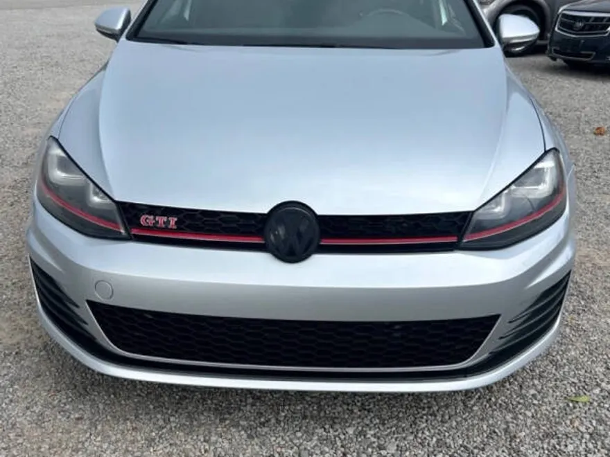 2016 Volkswagen Golf GTI Base SE Autobahn photo 1
