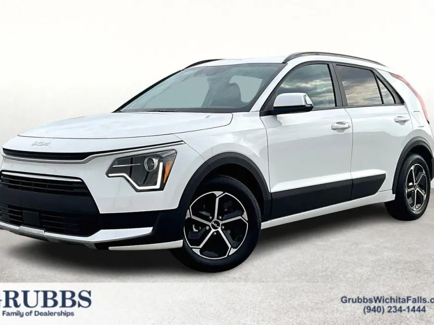 2025 Kia Niro EX photo 1