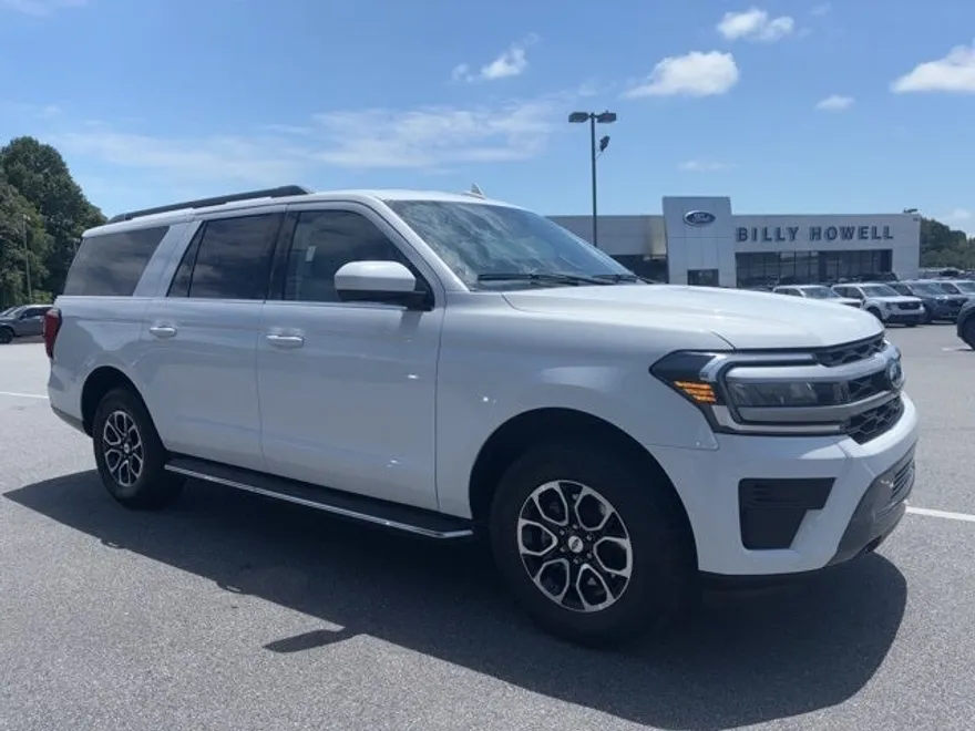 2022 Ford Expedition MAX XLT photo 1