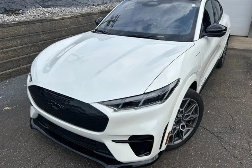 2024 Ford Mustang Mach-E GT photo 1