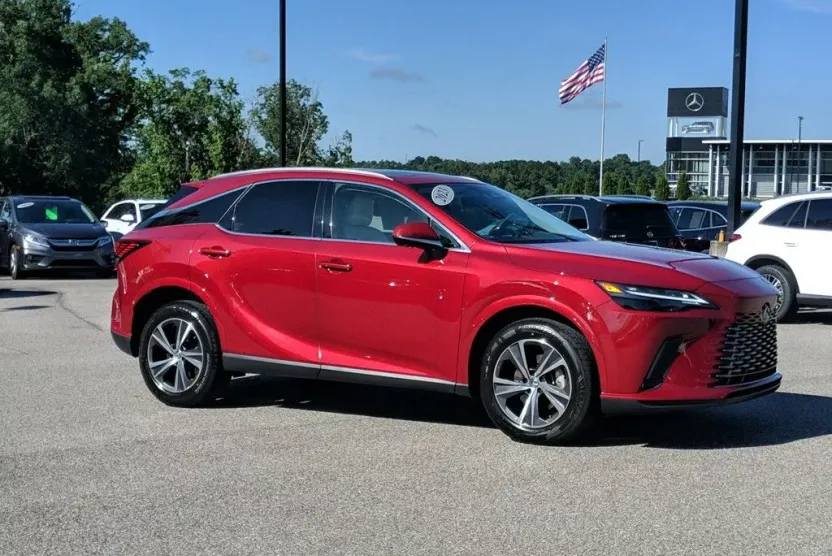 2023 Lexus RX photo 1