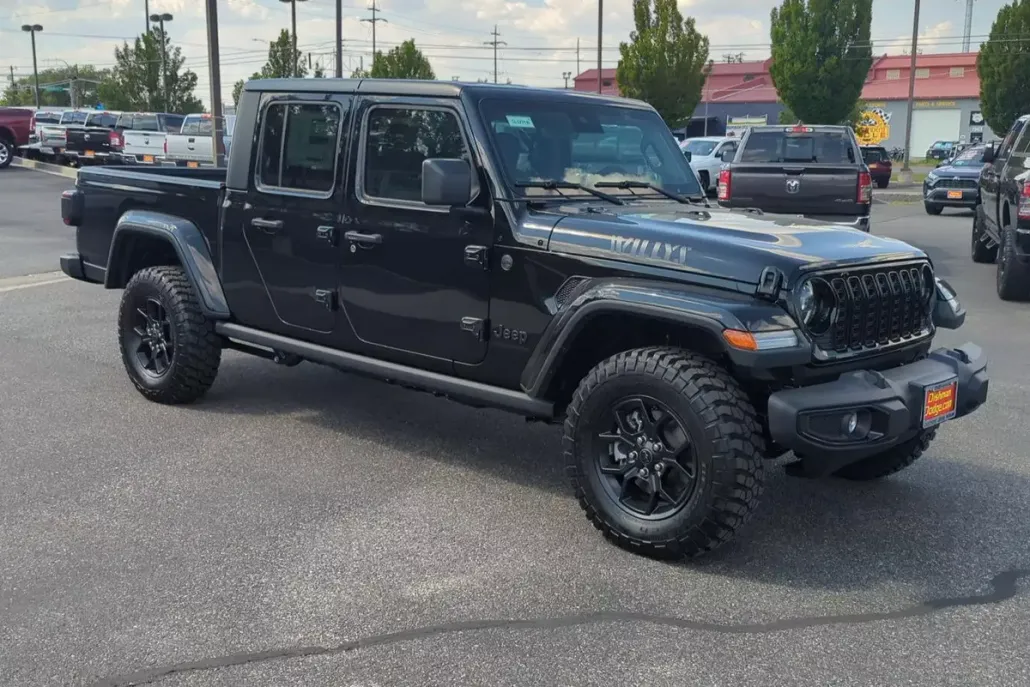 2025 Jeep Gladiator Willys photo 1