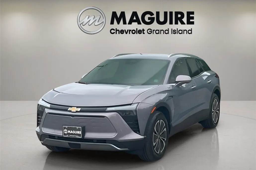 2025 Chevrolet Blazer EV photo 1