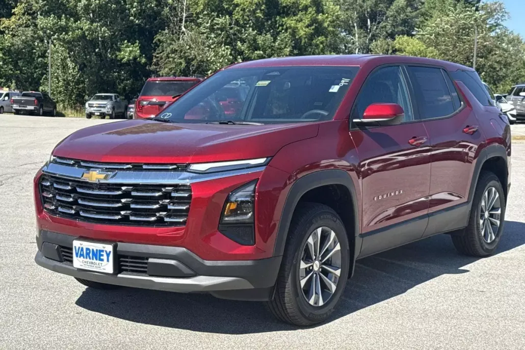 2026 Chevrolet Equinox LT photo 1