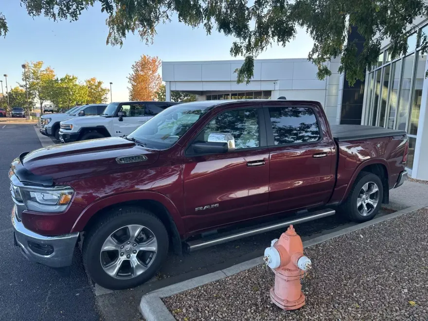 2019 Ram 1500 Laramie photo 1