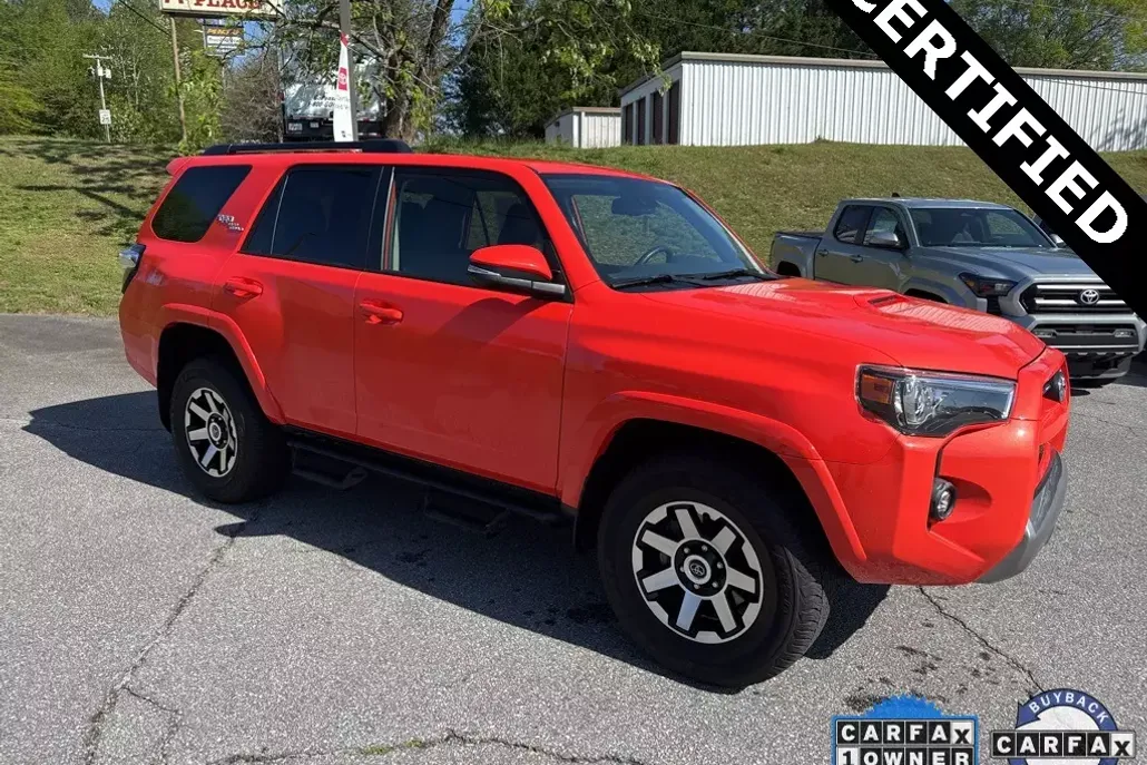 2024 Toyota 4Runner TRD photo 1