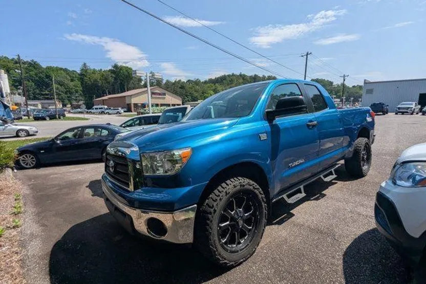 2008 Toyota Tundra SR5 Double Cab photo 1