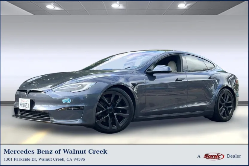 2021 Tesla Model S Plaid photo 1