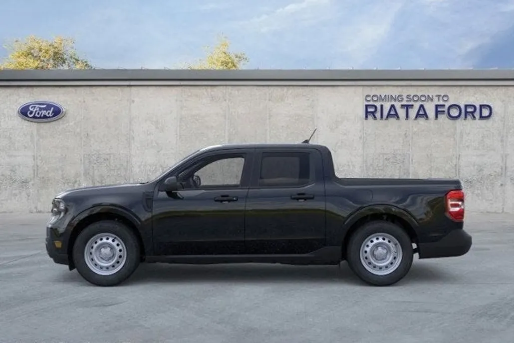 2025 Ford Maverick XL photo 1