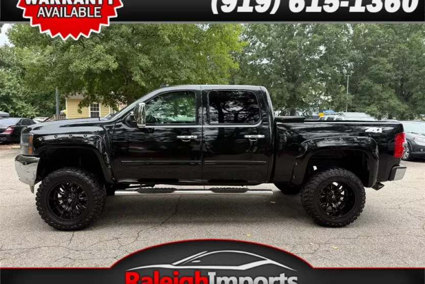 2012 Chevrolet Silverado 1500 LT photo 1