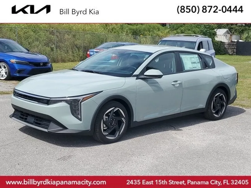 2025 Kia K4 EX photo 1