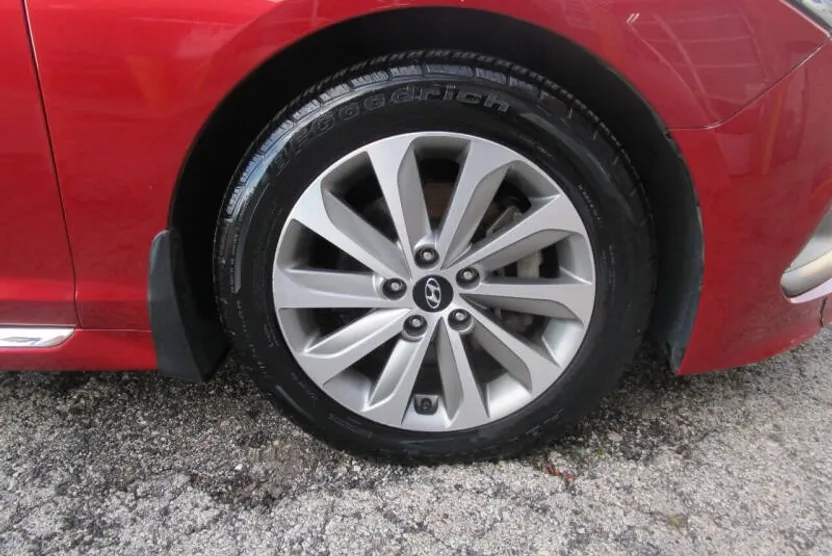 2017 Hyundai Sonata Sport Limited 2.0T photo 1
