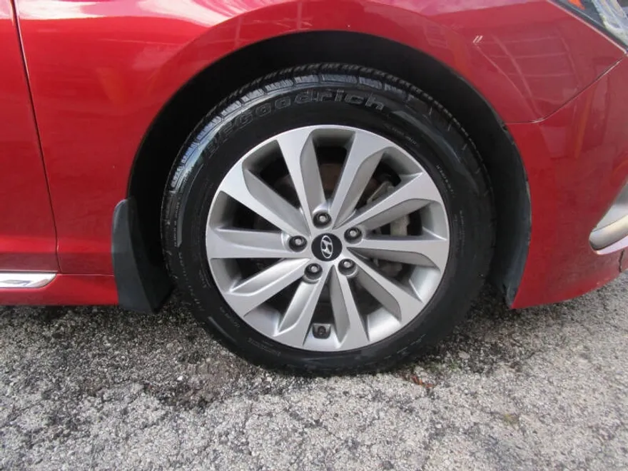2017 Hyundai Sonata Sport Limited 2.0T photo 1