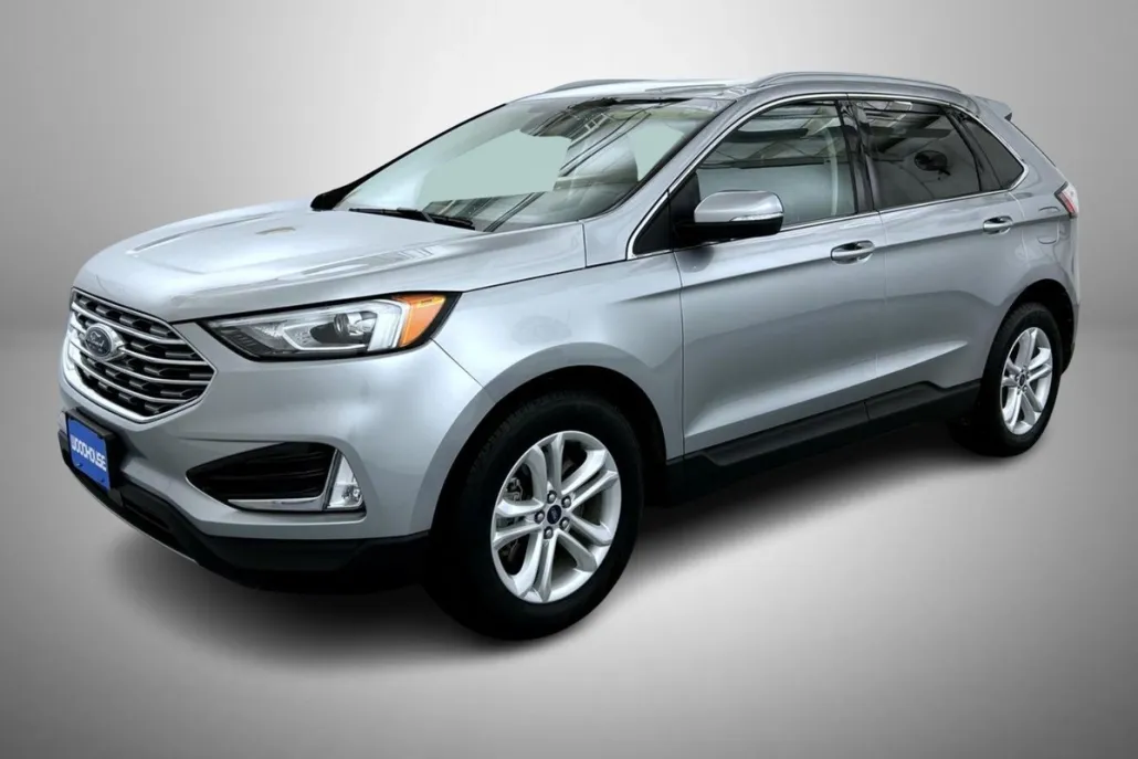 2020 Ford Edge SEL photo 1