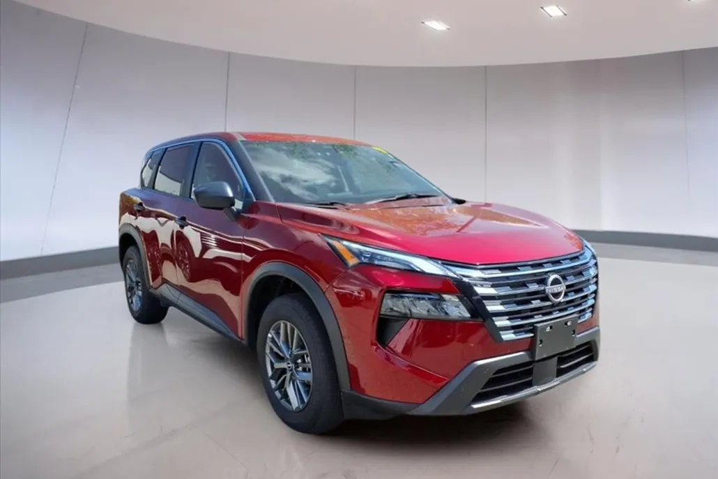 2025 Nissan Rogue S photo 1