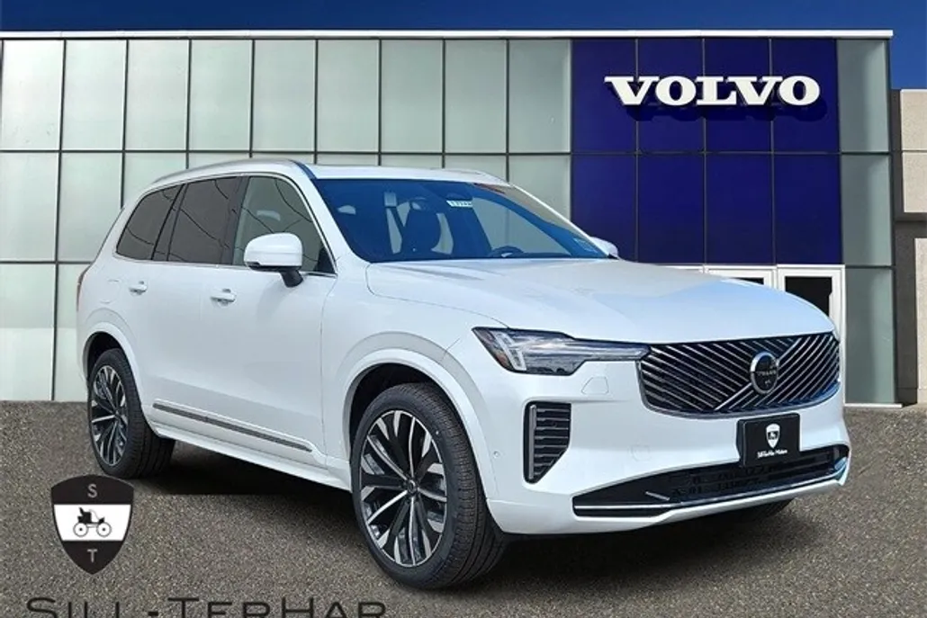 2025 Volvo XC90 photo 1