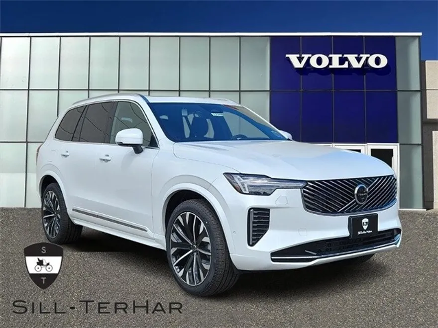 2025 Volvo XC90 photo 1