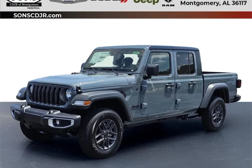 2025 Jeep Gladiator Sport S photo 1