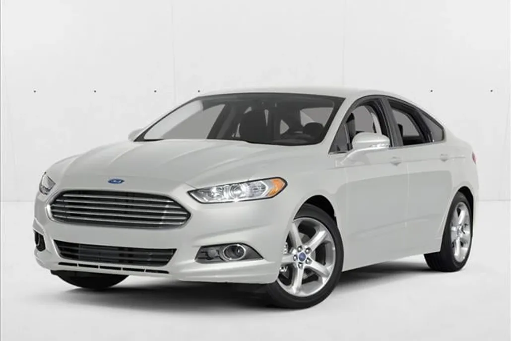 2014 Ford Fusion SE photo 1