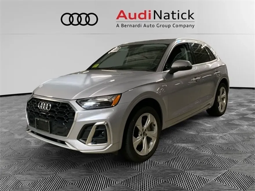 2022 Audi Q5 45 S line Premium Plus photo 1