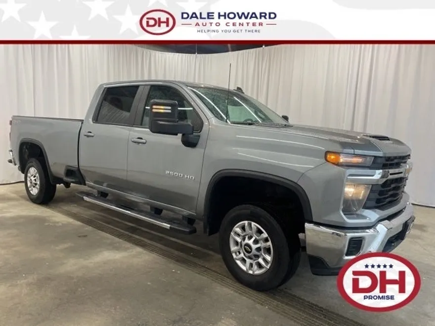 2024 Chevrolet Silverado 2500HD LT photo 1