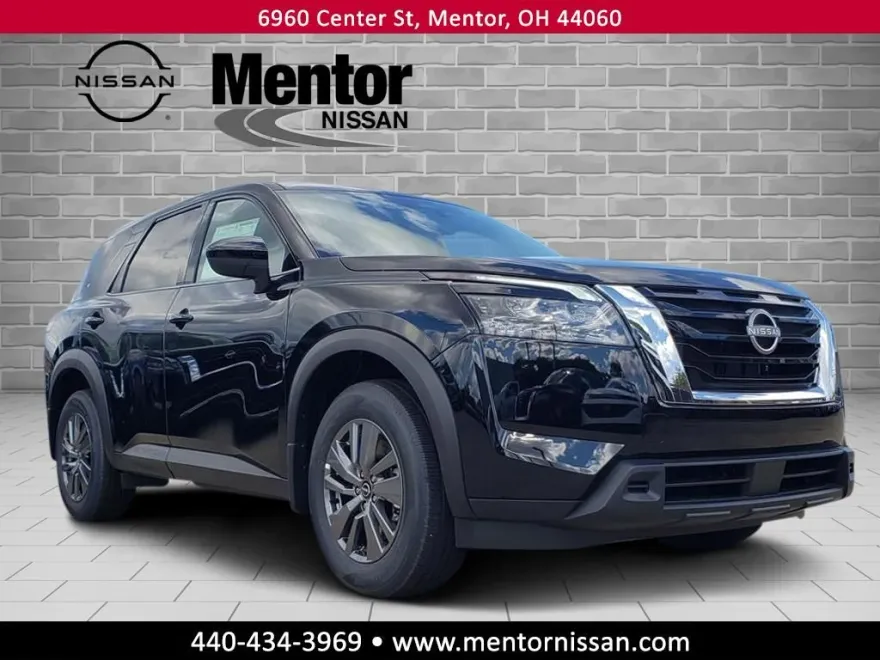 2025 Nissan Pathfinder S photo 1