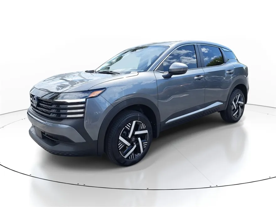 2025 Nissan Kicks SV photo 1