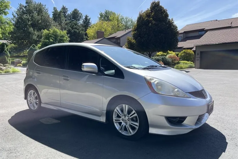2011 Honda Fit Sport photo 1