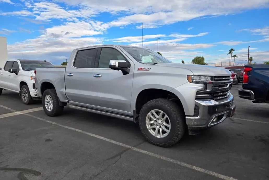 2019 Chevrolet Silverado 1500 LTZ photo 1