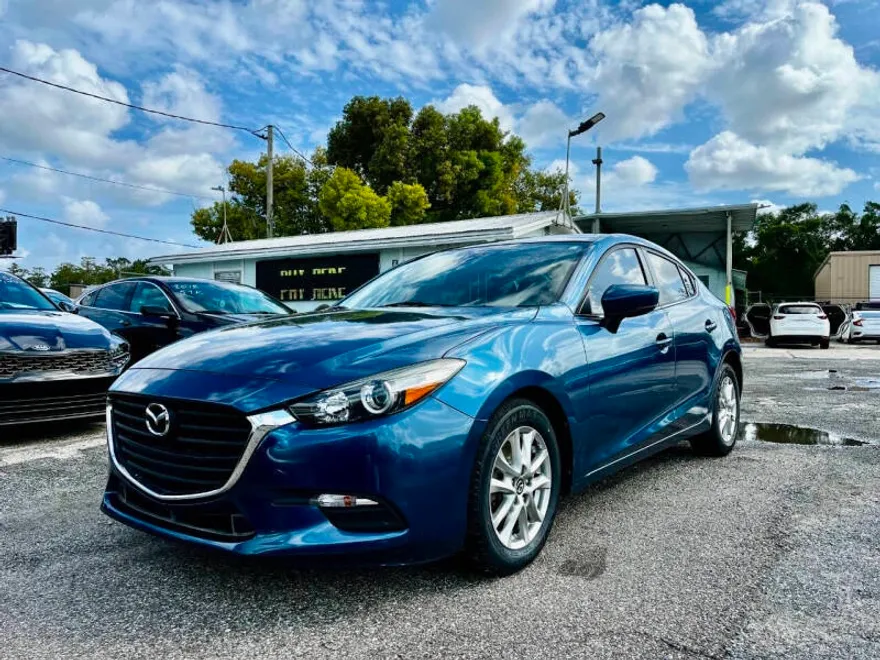 2018 Mazda Mazda3 Sport photo 1