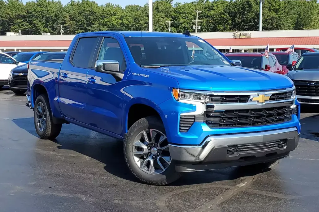 2025 Chevrolet Silverado 1500 LT photo 1