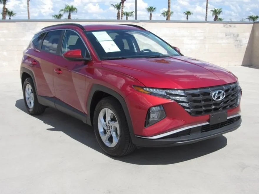 2024 Hyundai Tucson SEL photo 1